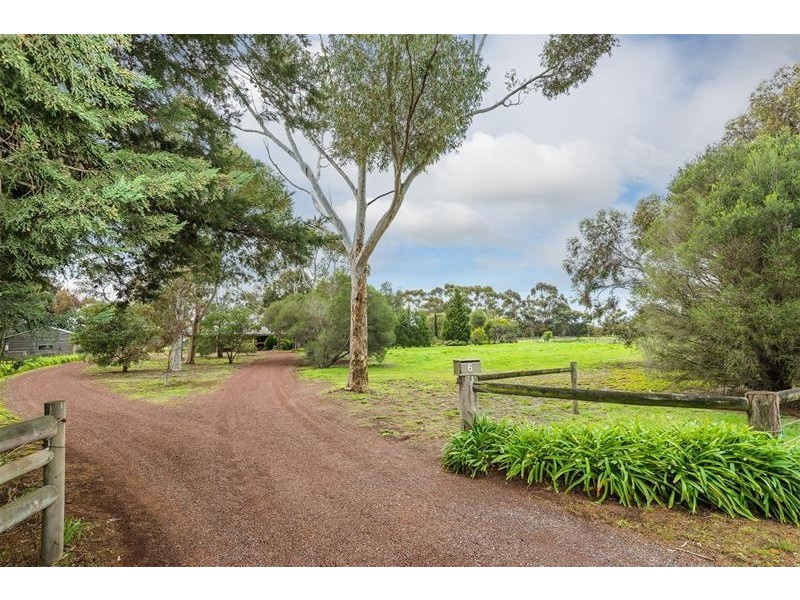 6 Windermere Road, Lara VIC 3212