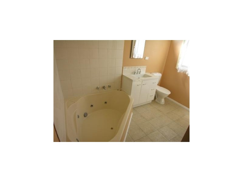 4 Portland Street, Norlane VIC 3214