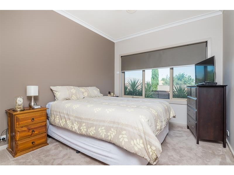 18 Holdsworth Court, Norlane VIC 3214