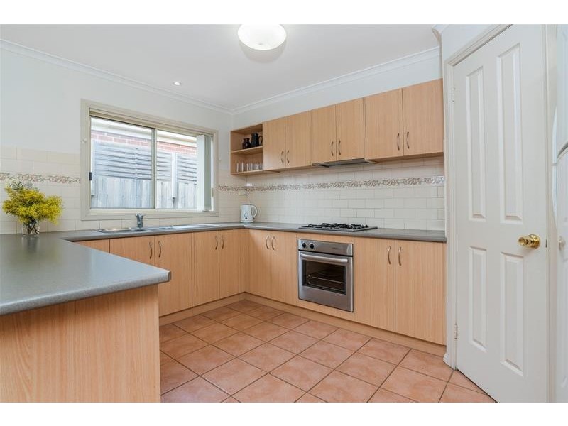 25 Skylark Court, Lara VIC 3212