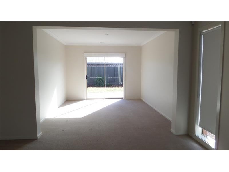 1 Darter Court, Lara VIC 3212