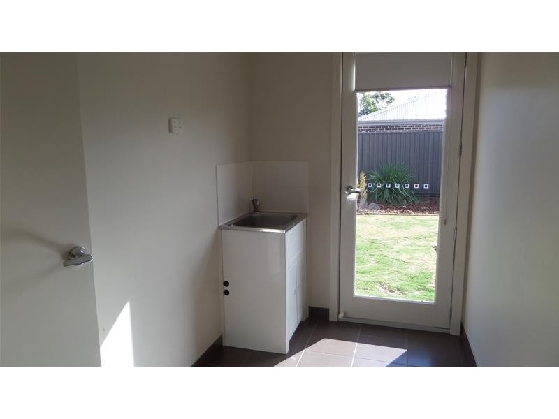 1 Darter Court, Lara VIC 3212