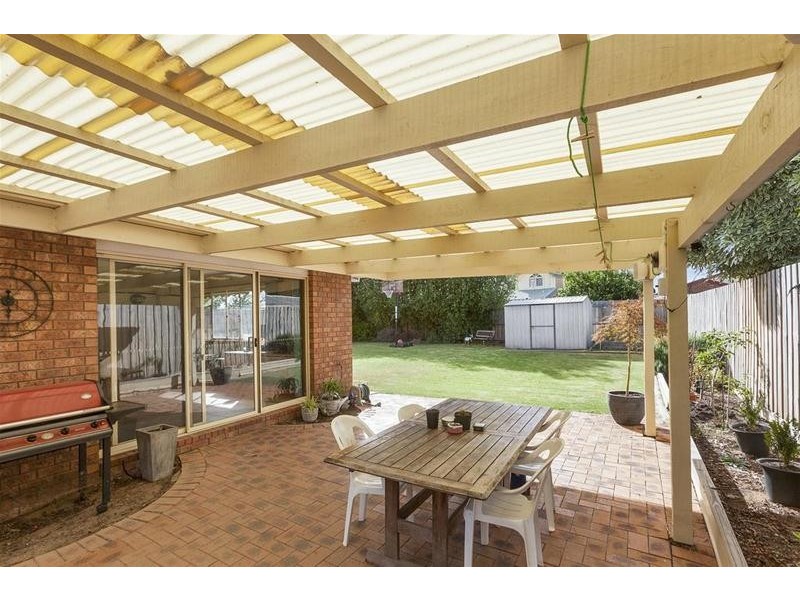 17 Waliki Court, Lara VIC 3212
