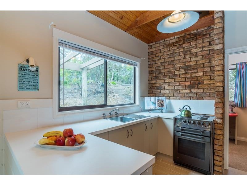 255 Demotts Road, Anakie VIC 3221