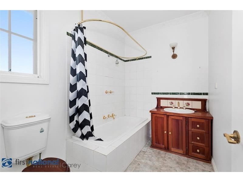 18 Looker Street, Lara VIC 3212