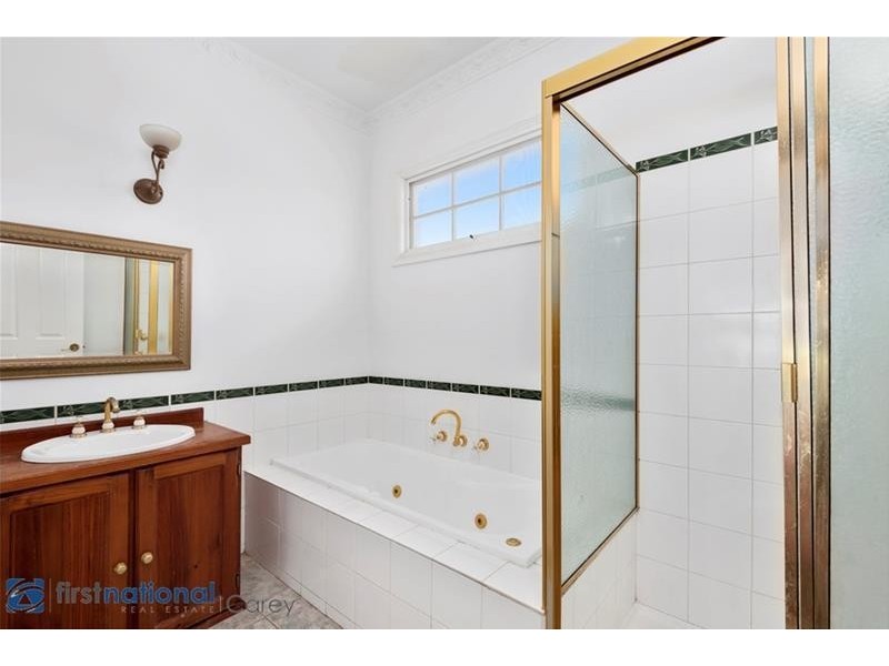 18 Looker Street, Lara VIC 3212