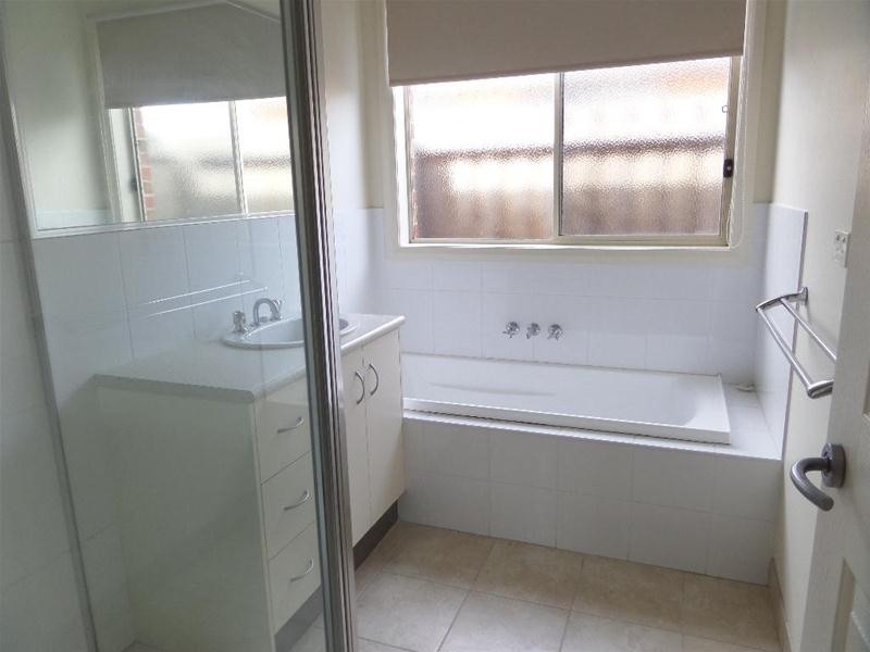 1/20 Curletts Road, Lara VIC 3212