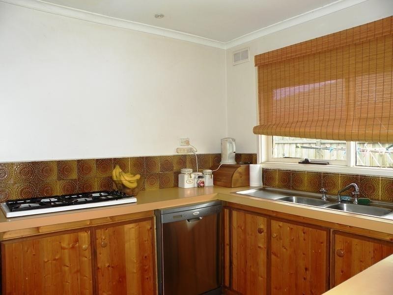 9 Sheeran Crescent, Lara VIC 3212