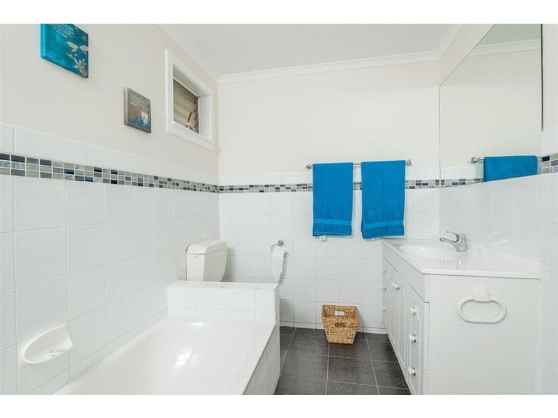 9 Kosciusko Avenue, Corio VIC 3214