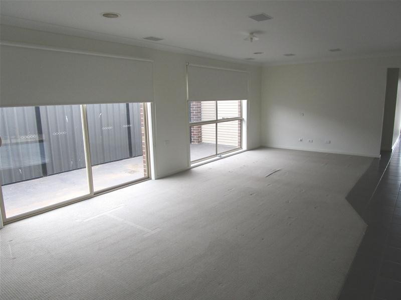 9 Raymond George Place, Lara VIC 3212