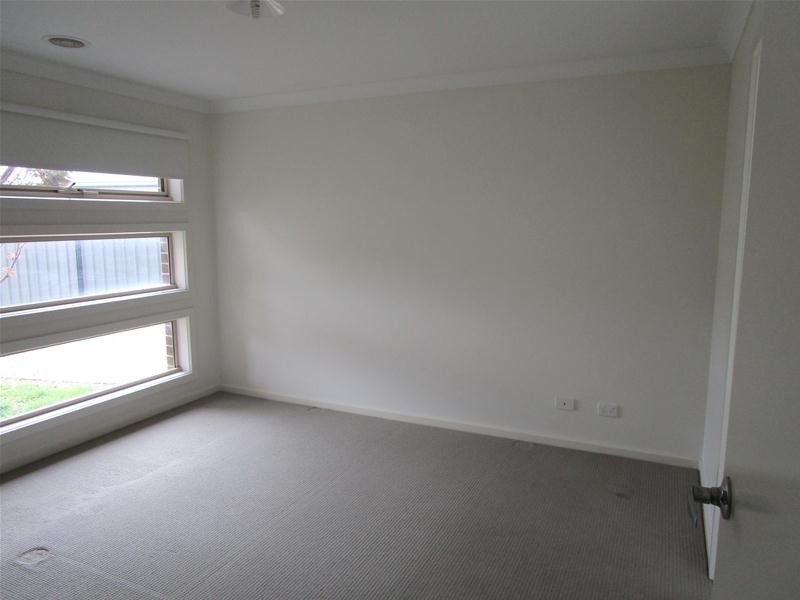 9 Raymond George Place, Lara VIC 3212