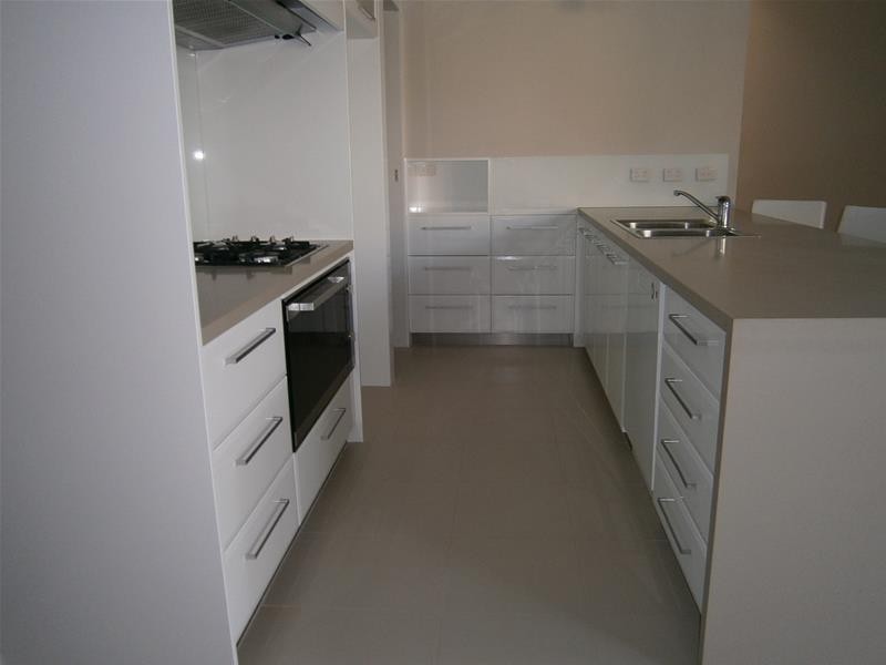 1/1 Swan Street, Lara VIC 3212