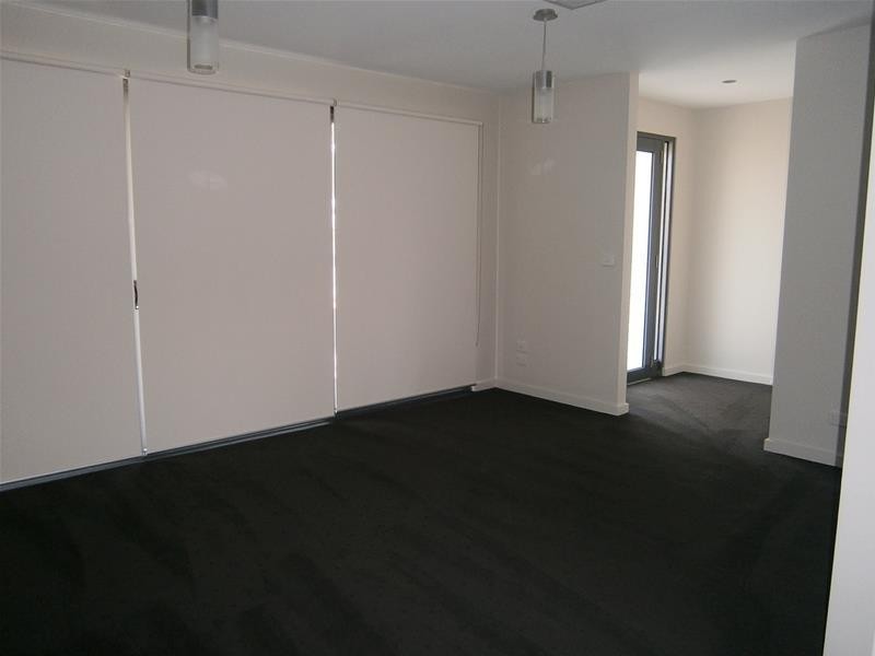 1/1 Swan Street, Lara VIC 3212