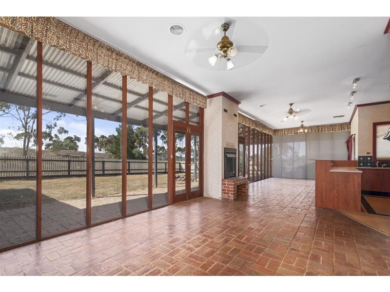 540-560 Windermere Road, Lara VIC 3212