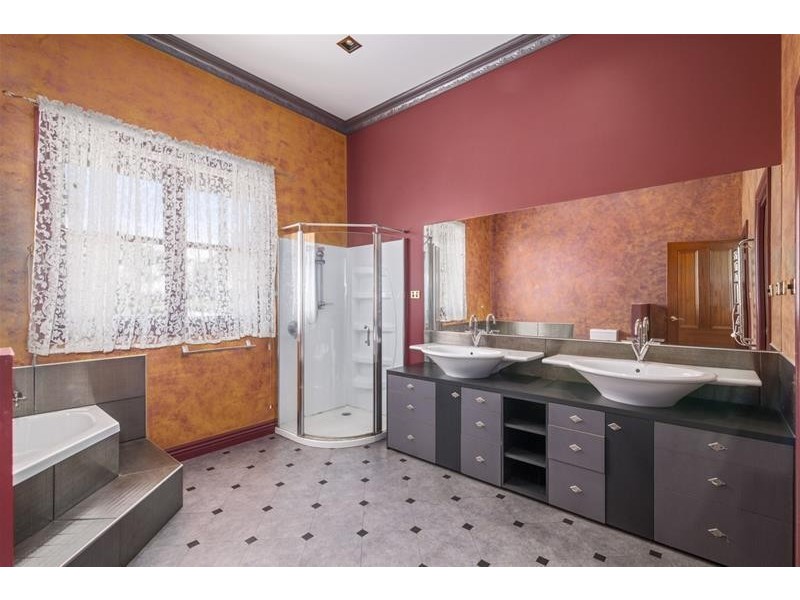 540-560 Windermere Road, Lara VIC 3212