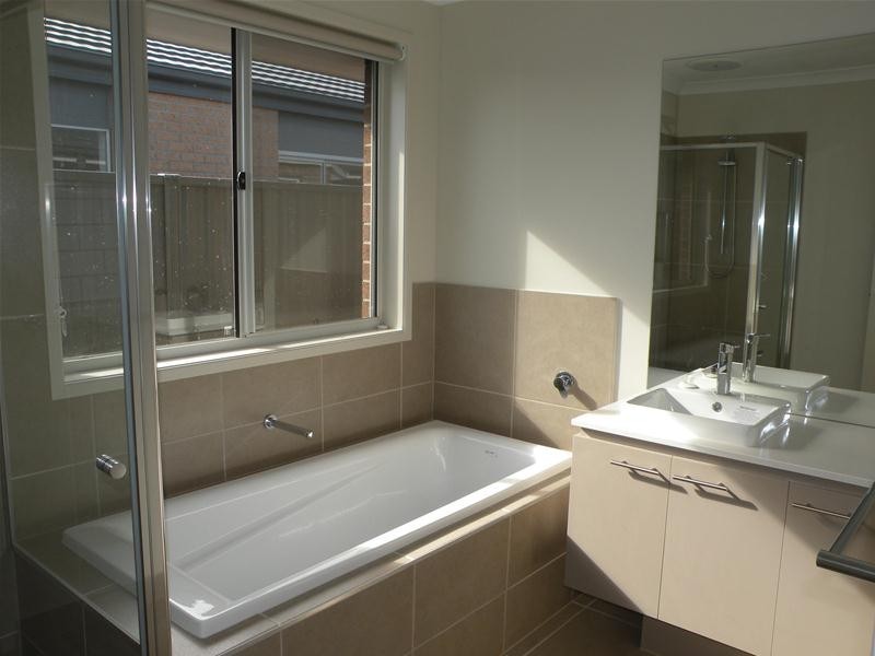 3  Carina Street, Lara VIC 3212