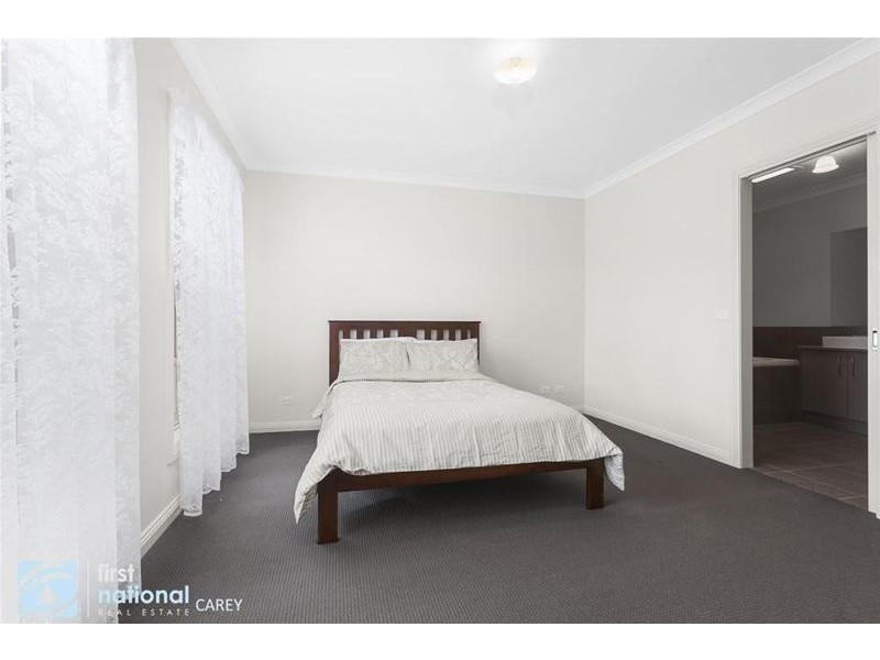 17 Wheat Court, Lara VIC 3212