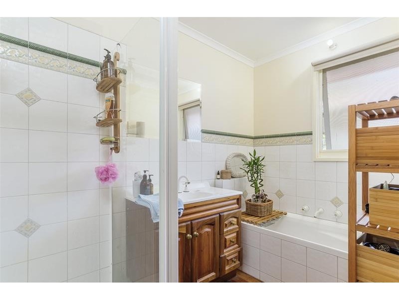 11 Dixon Court, Lara VIC 3212