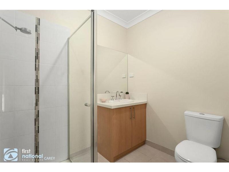 1 Raymond George Place, Lara VIC 3212