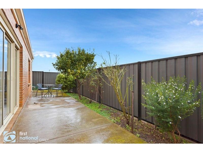 1 Raymond George Place, Lara VIC 3212