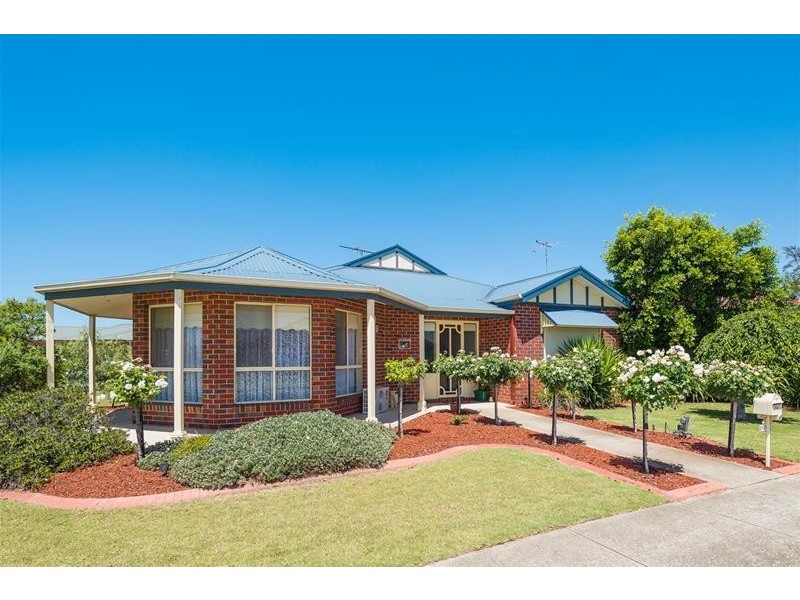 27-29 Greenleaf Drive, Lara VIC 3212