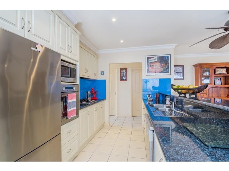 27-29 Greenleaf Drive, Lara VIC 3212