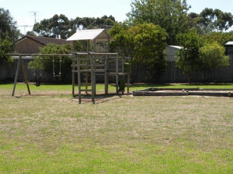 50 Nossal Crt, Lara VIC 3212