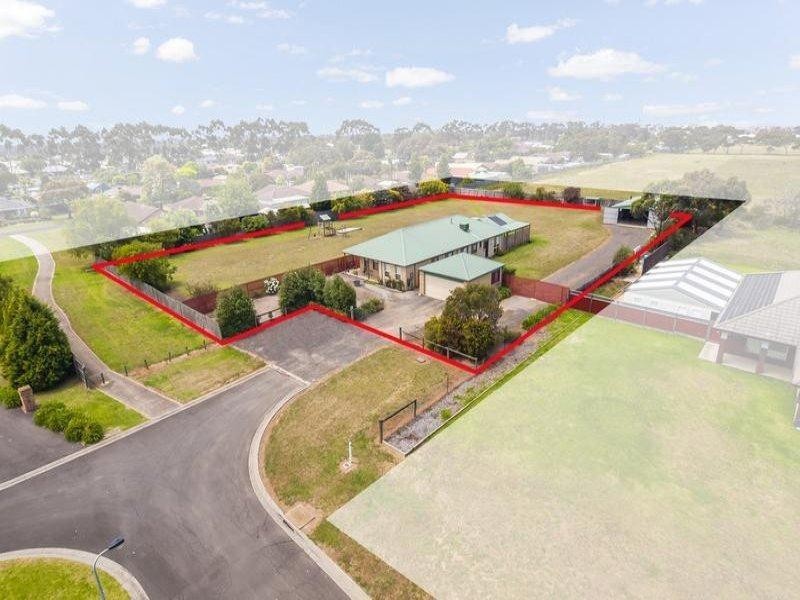 50 Nossal Crt, Lara VIC 3212