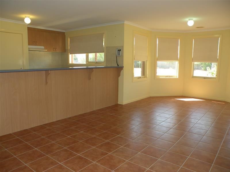 50 Nossal Crt, Lara VIC 3212