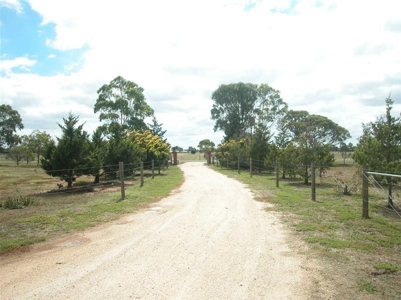 75 Malcolm Road, Little River VIC 3211