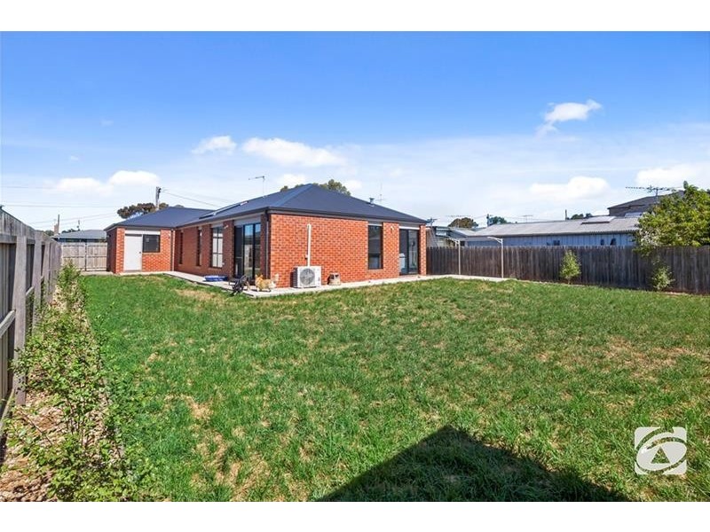 7 Camellia Crescent, Norlane VIC 3214