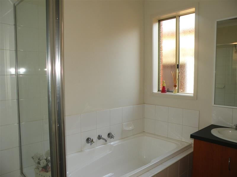 1B Young Street, Lara VIC 3212