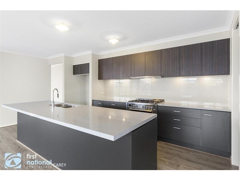 44 Quail Drive, Lara VIC 3212