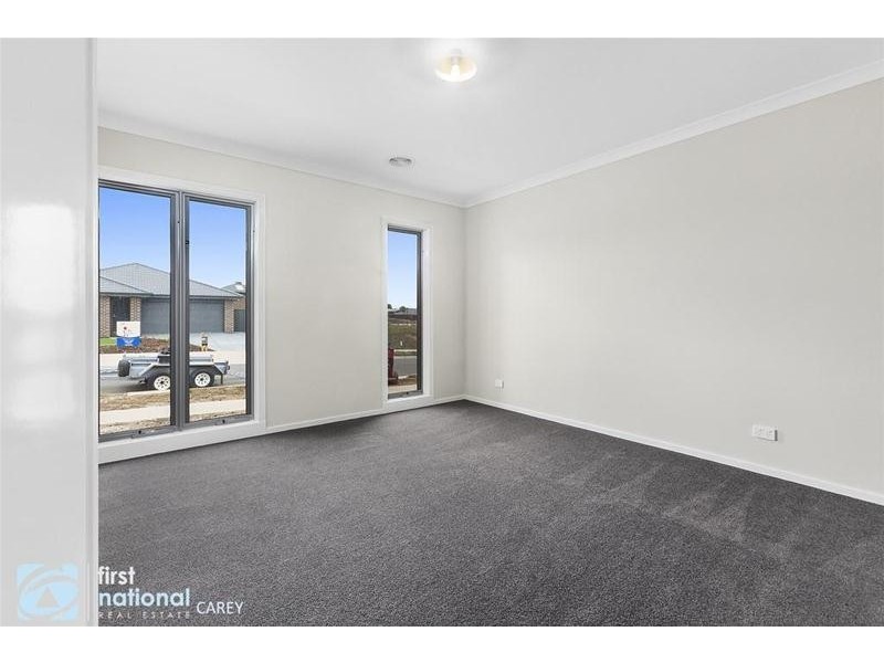 44 Quail Drive, Lara VIC 3212