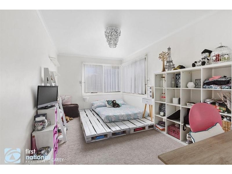 34 Brunel Close, Lara VIC 3212