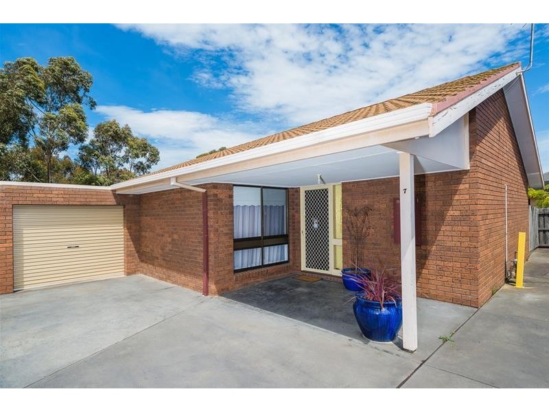 7/14 Brunel Close, Lara VIC 3212