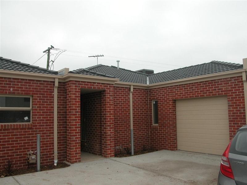 2/60 Benetti Drive, Lara VIC 3212