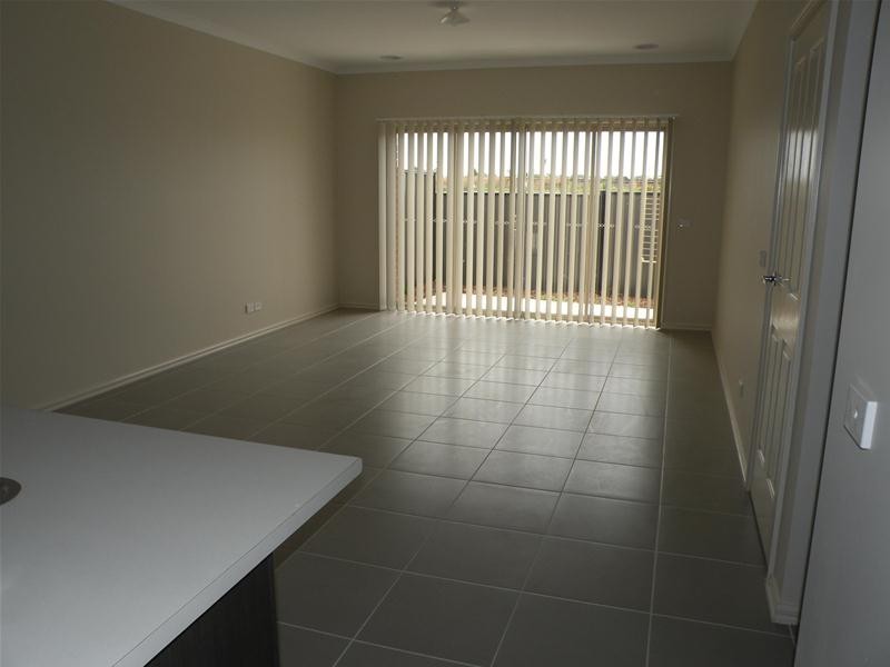 2/60 Benetti Drive, Lara VIC 3212