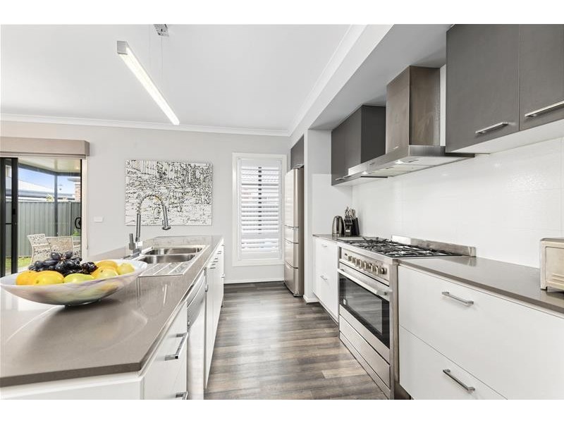 35 Kingfisher Court, Lara VIC 3212