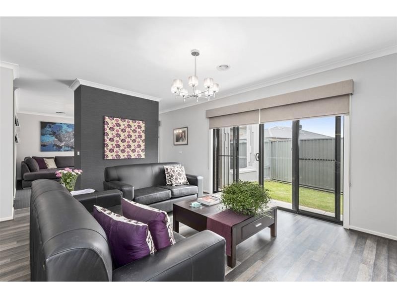 35 Kingfisher Court, Lara VIC 3212