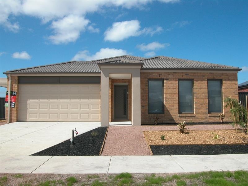 12-14 Grey Teal Place, Lara VIC 3212