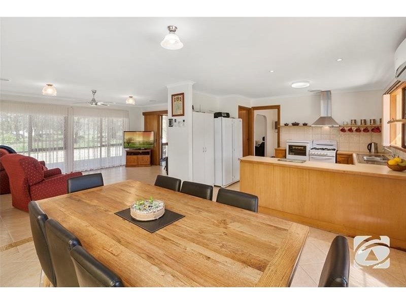 1 Cheddar Court, Lara VIC 3212