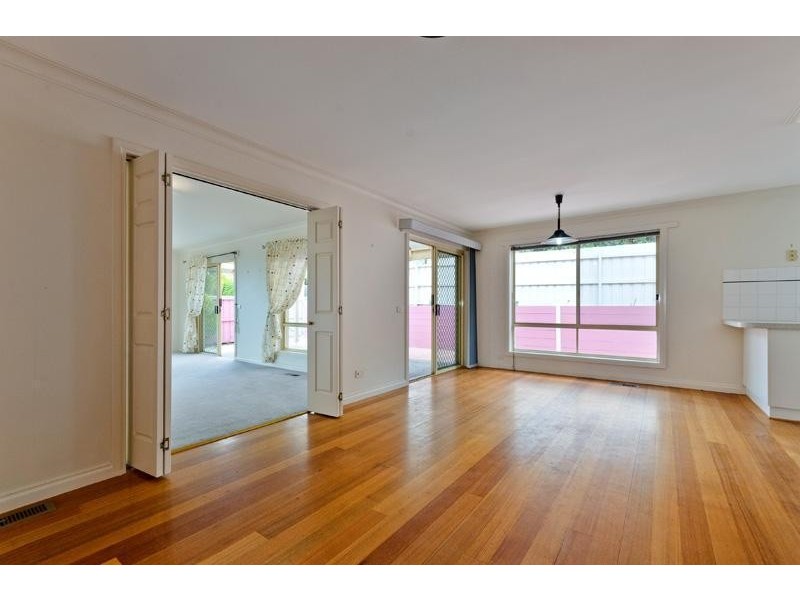 16 Victory Way, Highton VIC 3216