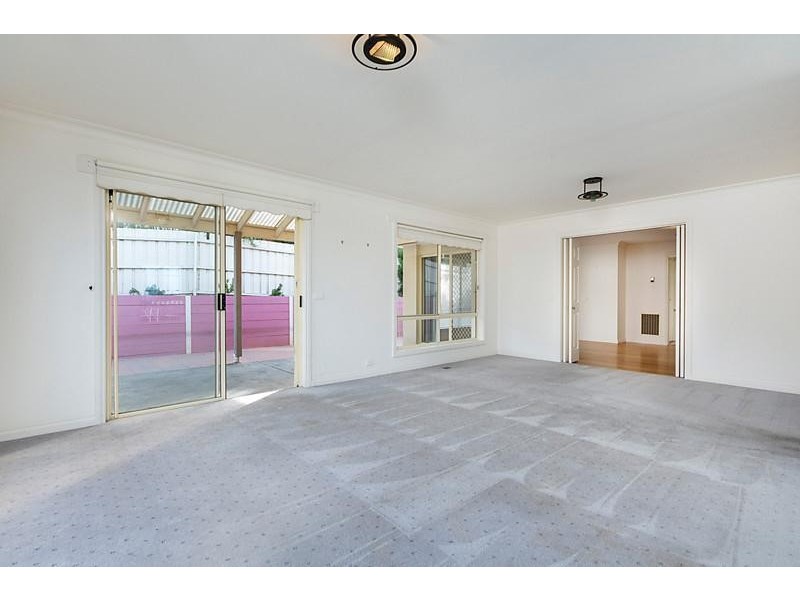 16 Victory Way, Highton VIC 3216