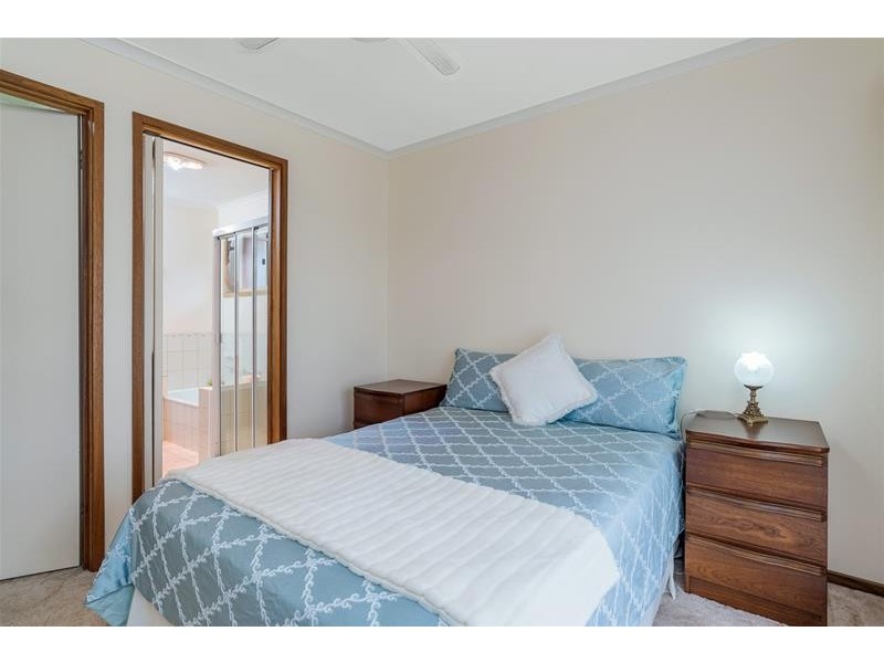 1/15 Bernard Court, Lara VIC 3212