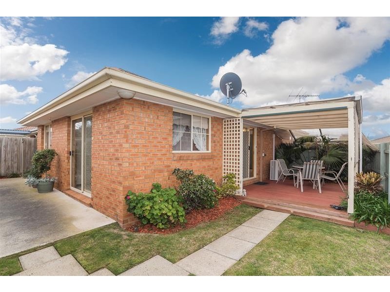 1/15 Bernard Court, Lara VIC 3212