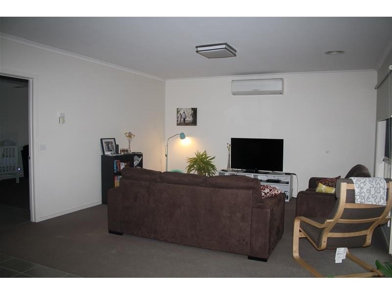 9/66 Forest Road South, Lara VIC 3212
