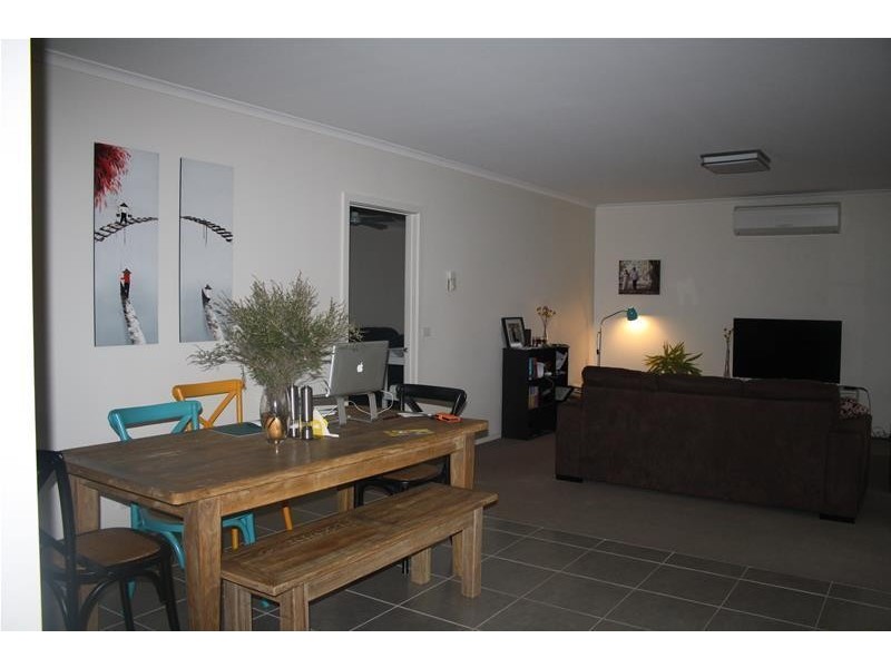 9/66 Forest Road South, Lara VIC 3212