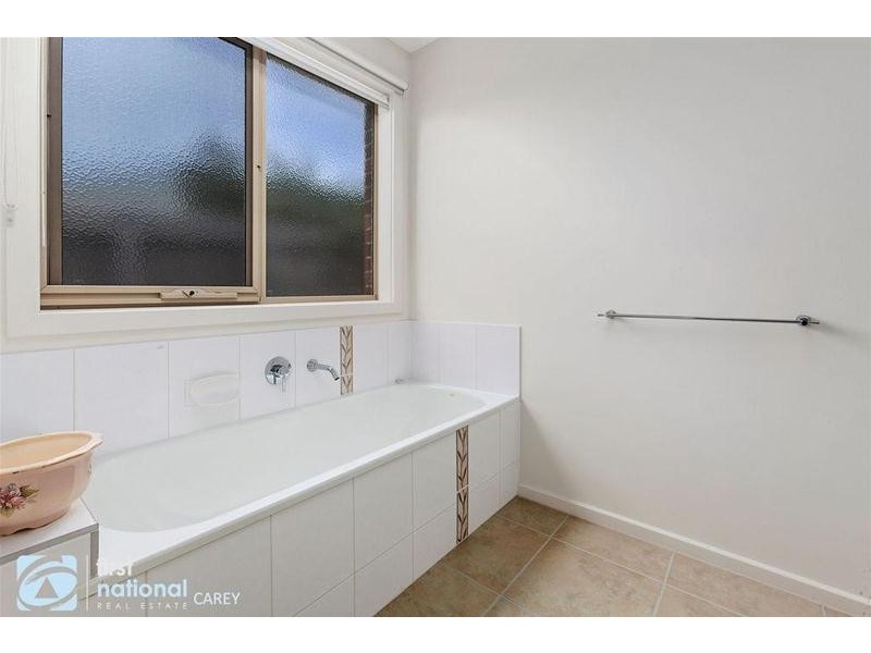 9 Ryan Place, Lara VIC 3212