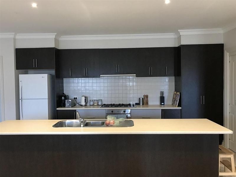 8 Wheat Court, Lara VIC 3212